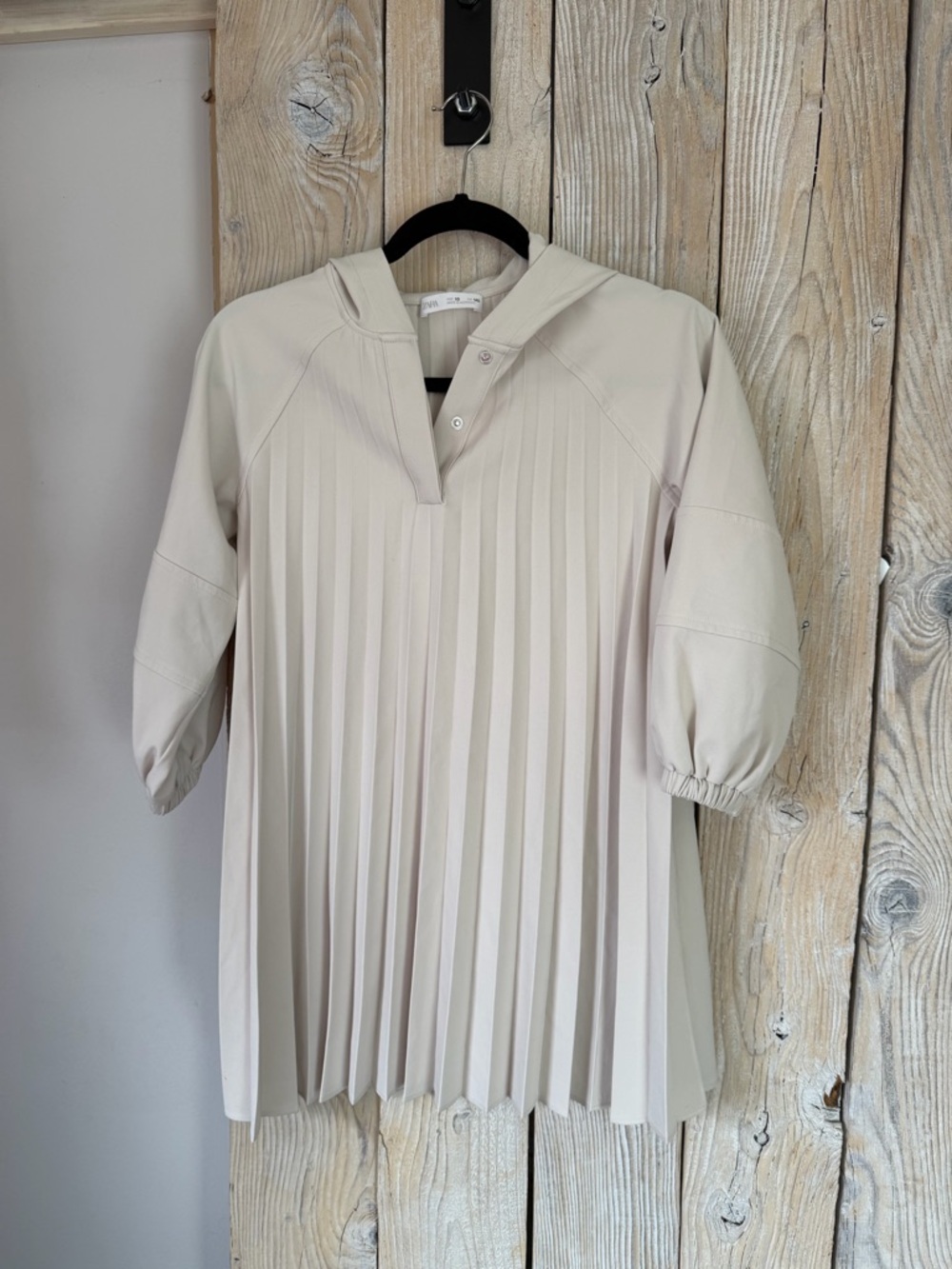 Zara Pleated Hooded Tunic Dress- Cream. Size: 10 girls